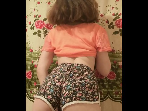 ❤️ Nena jove sexy despullant-se els pantalons curts davant la càmera ❤❌ Porno a nosaltres ca.xxxtophd.ru ﹏